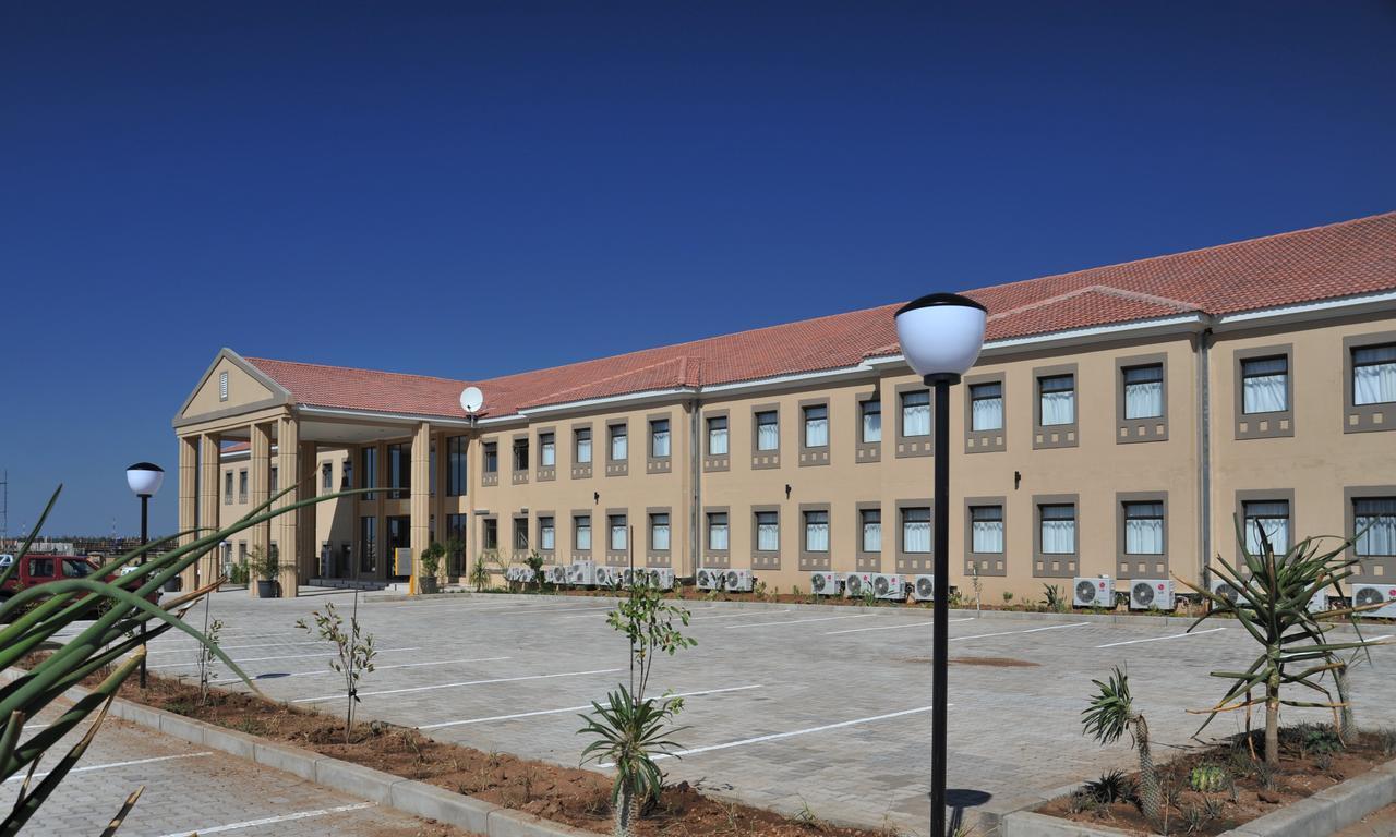 Cresta Mahalapye Hotel Экстерьер фото