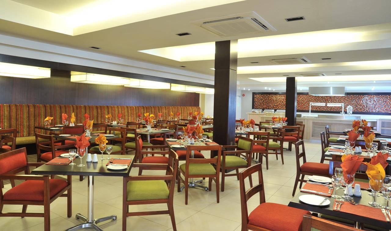 Cresta Mahalapye Hotel Экстерьер фото