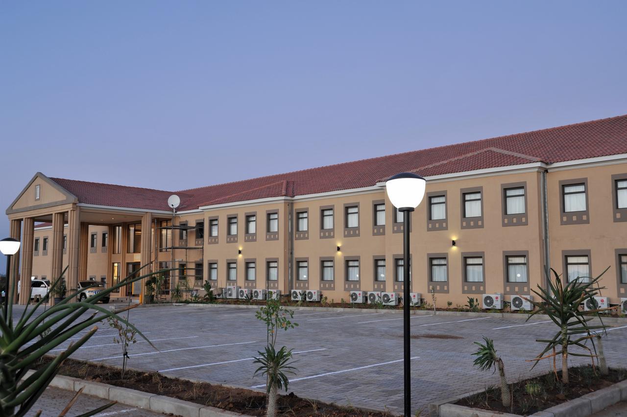 Cresta Mahalapye Hotel Экстерьер фото
